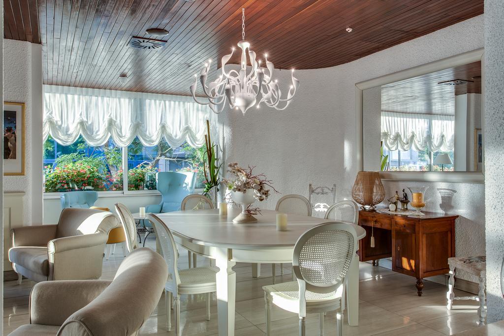 Internazionale Hotel 4*